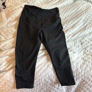 Maternity leggings, Size L. Black. Cropped.